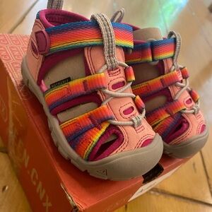 Keen Infant Rainbow Seacamp Colorful Sandals Unisex Baby NEW Size 4 Adjustable